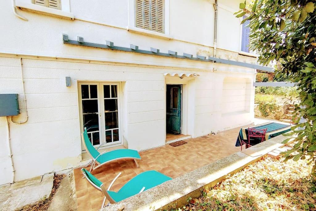Maison De Charme A 200 Bord De Mer, Terrasse, Jardin- Lesclesdenicole Le Pradet Exteriör bild